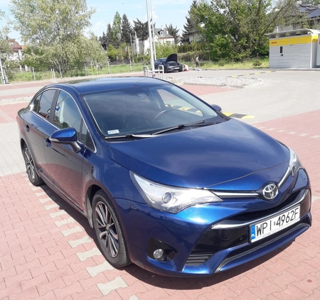 Toyota Avensis cena 63900 przebieg: 141000, rok produkcji 2015 z Trzebinia małe 254